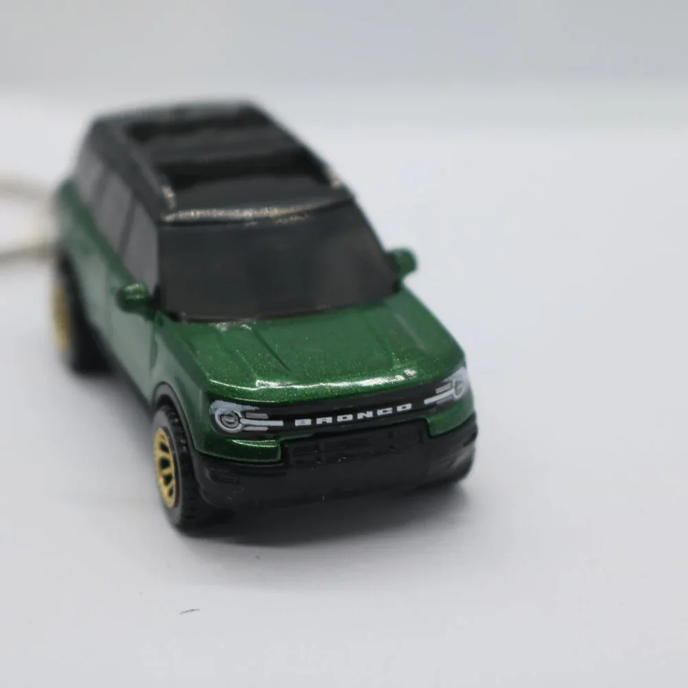 Matchbox green 2022 Bronco Custom keychain 1:64 scale